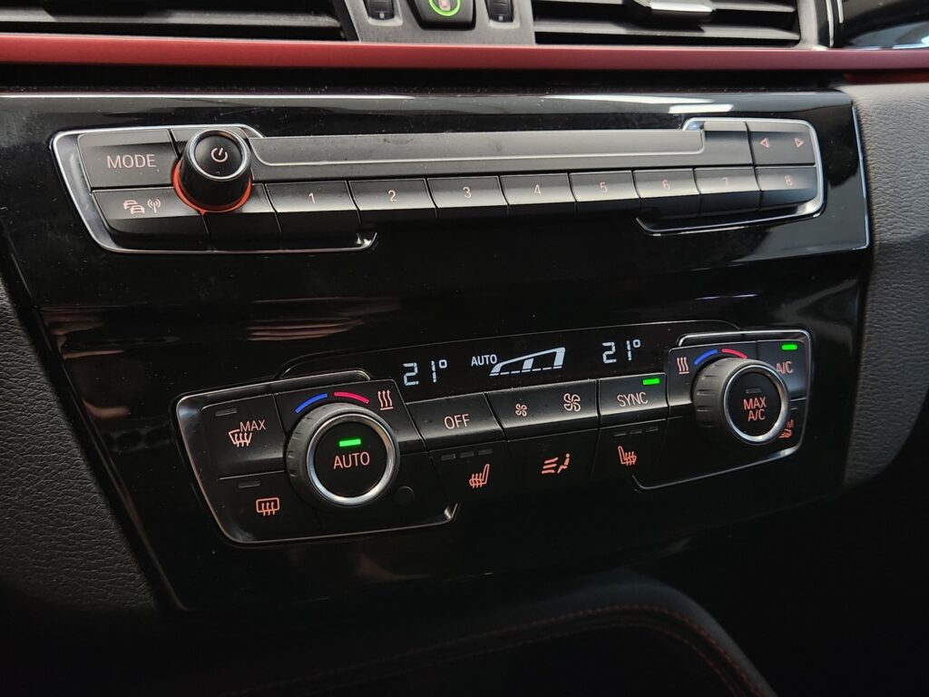 BMW X1, image 11