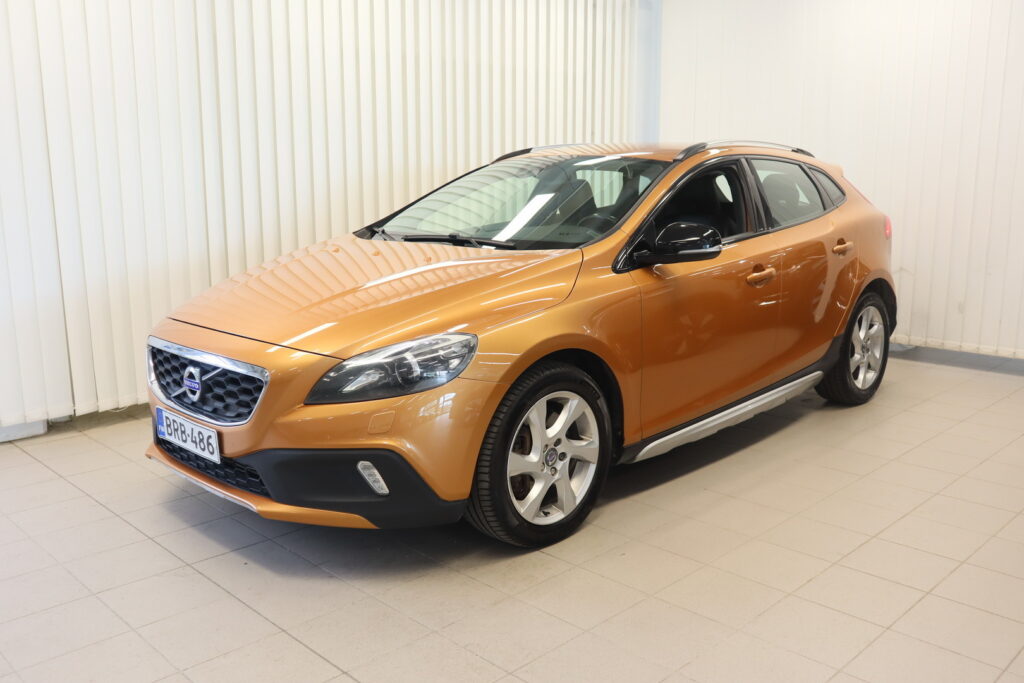 Volvo V40 Cross Country, image 1