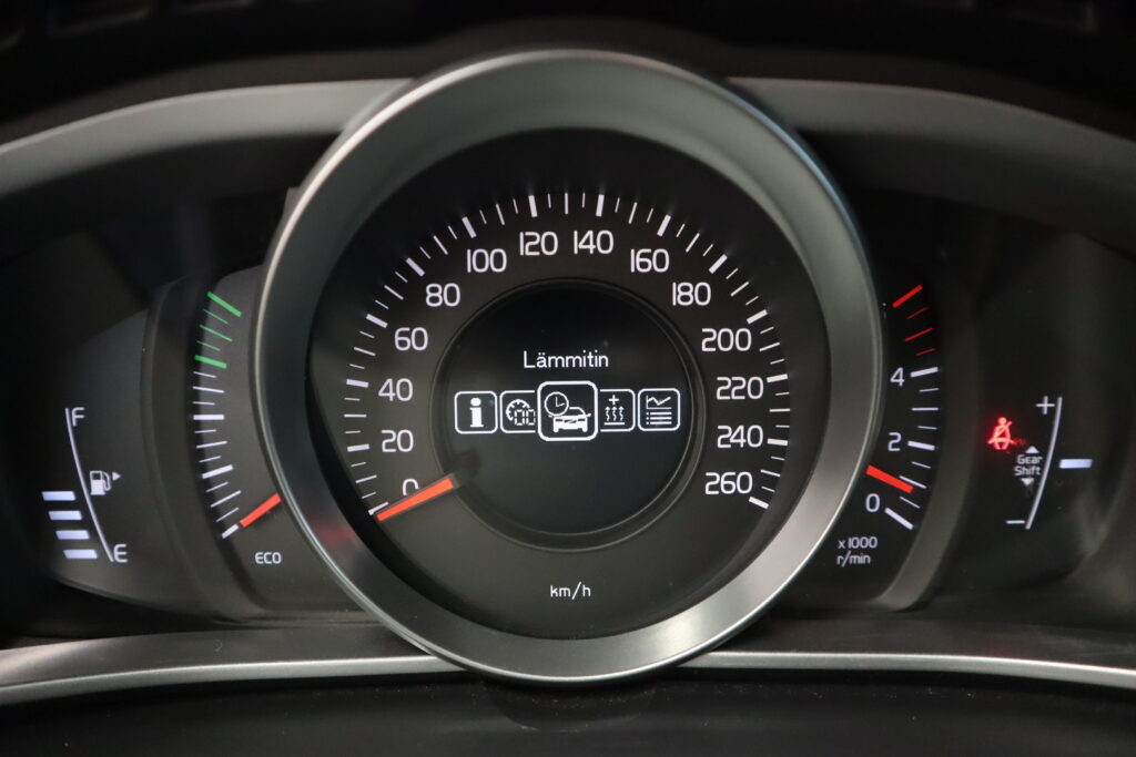 Volvo V40 Cross Country, image 14
