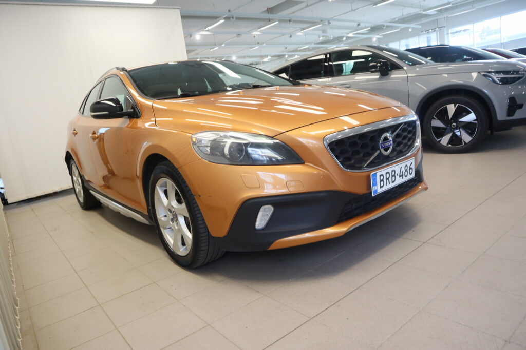 Volvo V40 Cross Country, image 3