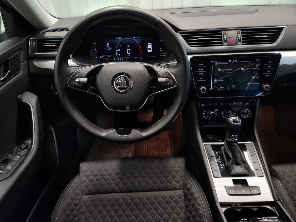 Skoda Superb, image 10