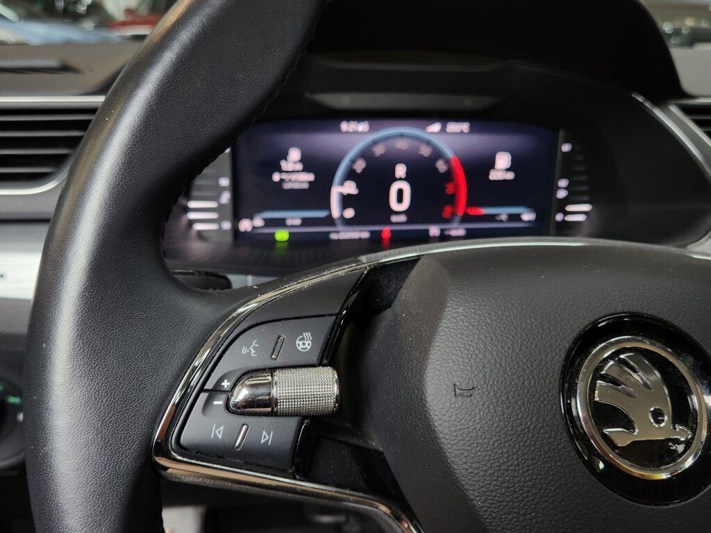 Skoda Superb, image 11