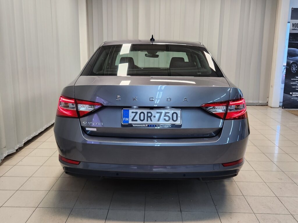 Skoda Superb, image 3