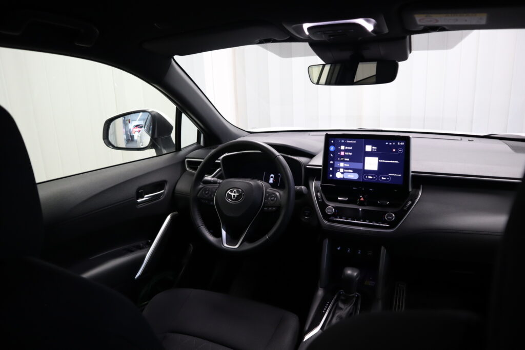 Toyota Corolla Cross, image 13