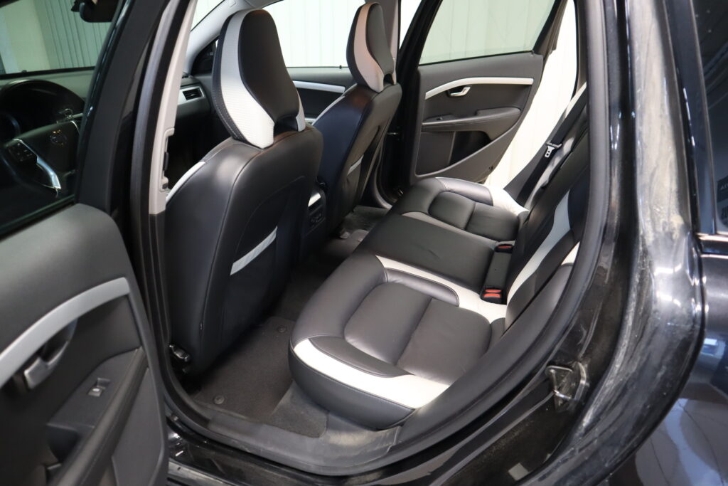 Volvo V70, image 12