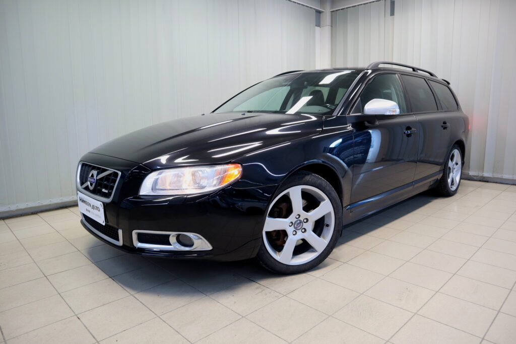 Volvo V70, image 2