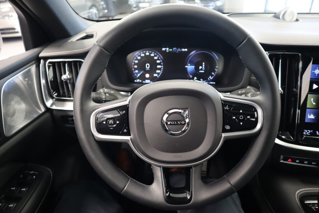 Volvo S60, image 12