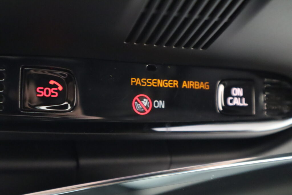 Volvo S60, image 19