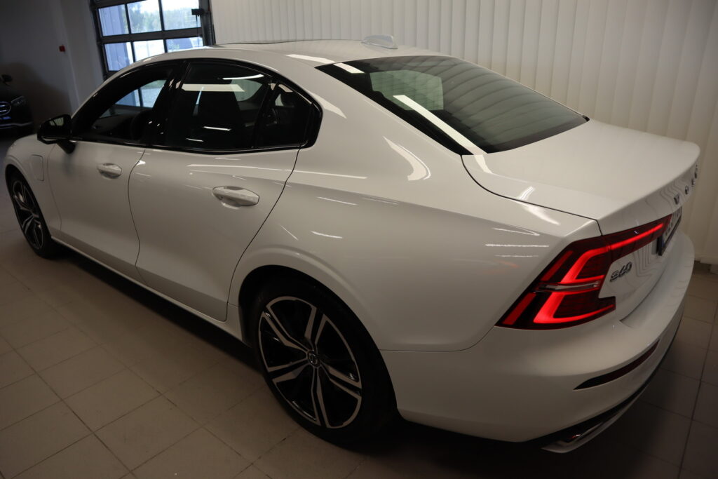 Volvo S60, image 4