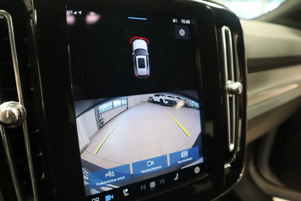 Volvo XC40, image 14