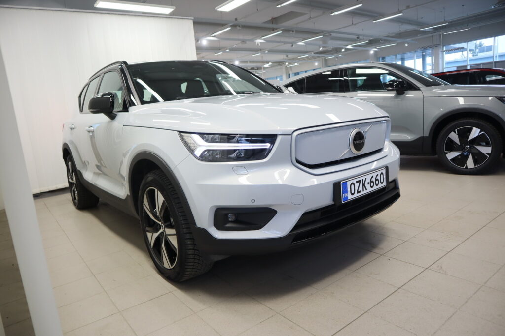 Volvo XC40, image 3