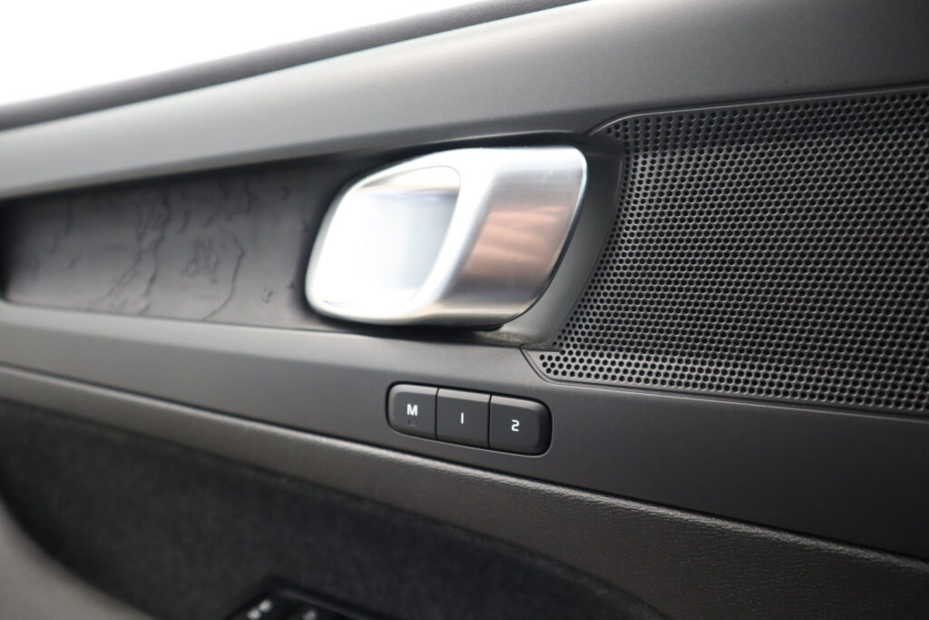 Volvo C40, image 12