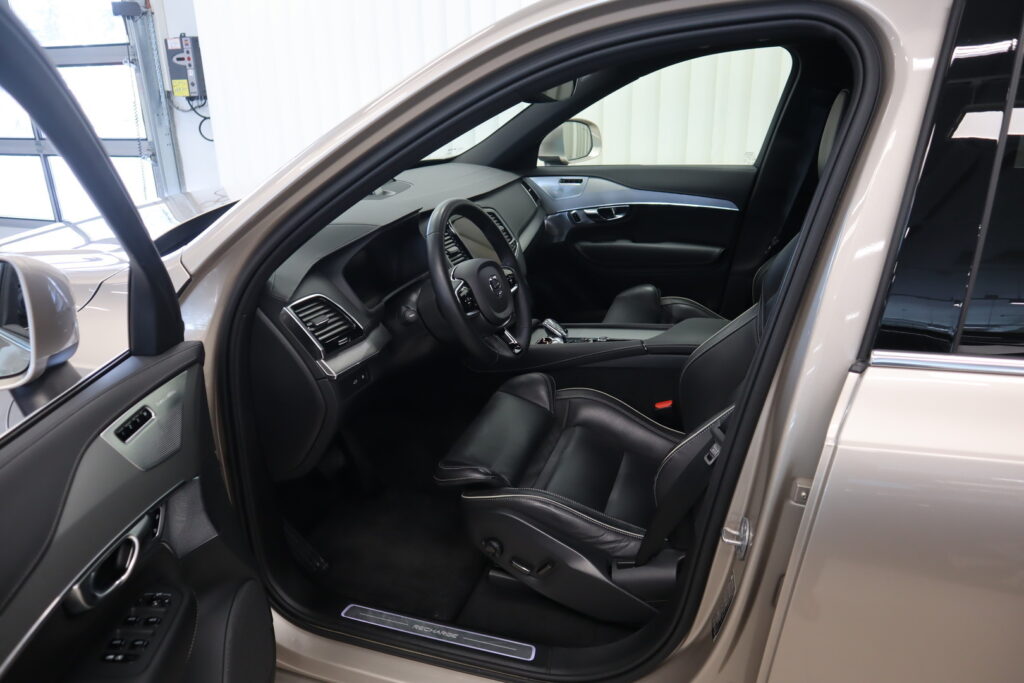 Volvo XC90, image 13