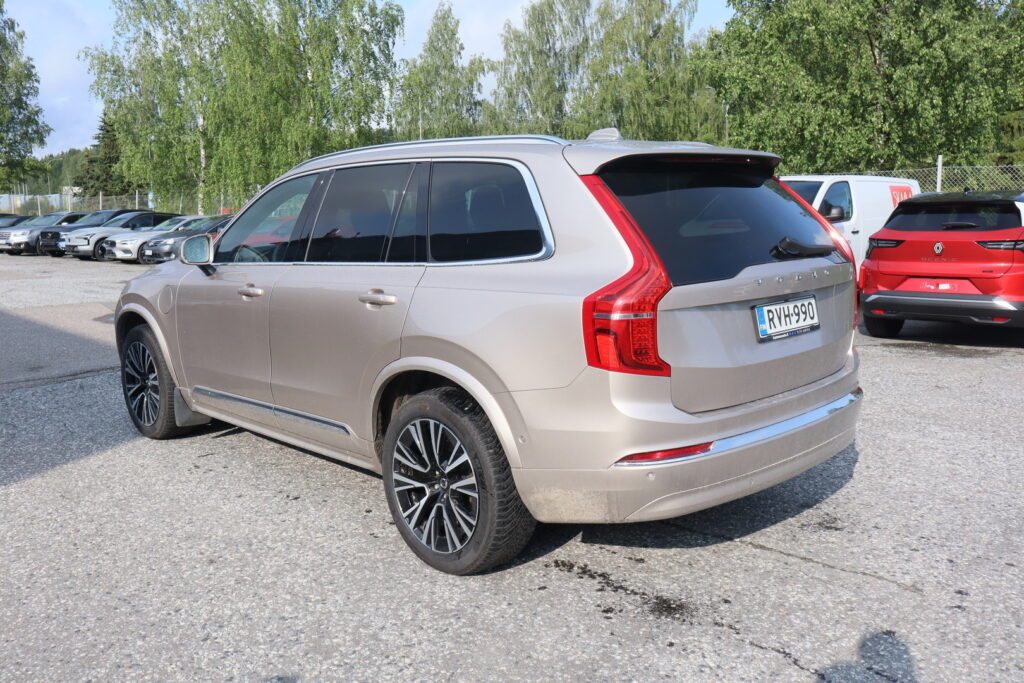 Volvo XC90, image 2
