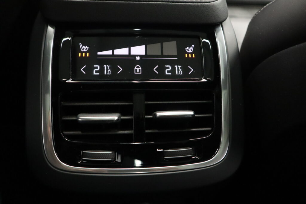 Volvo XC90, image 28