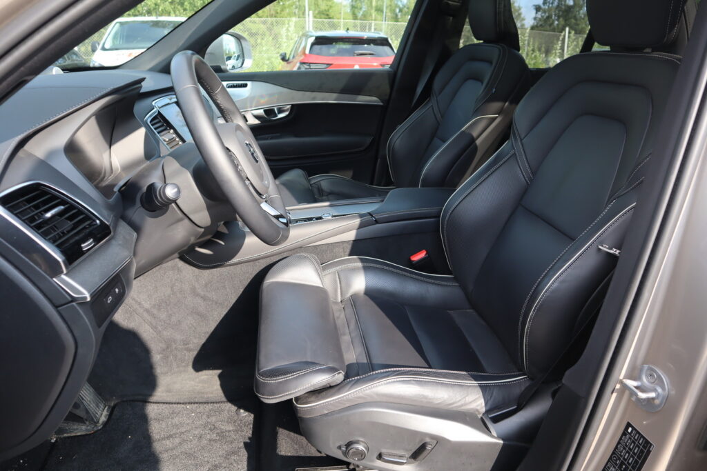 Volvo XC90, image 6
