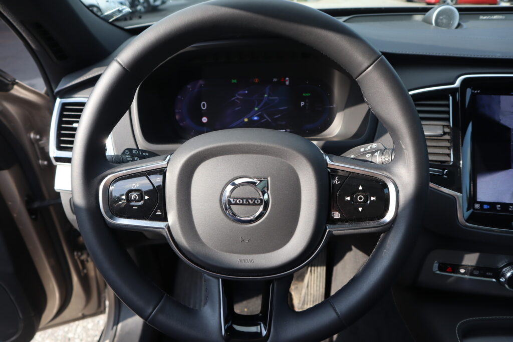 Volvo XC90, image 7