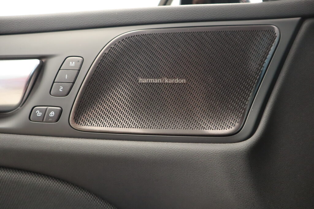 Volvo S60, image 12