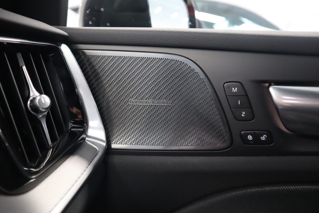 Volvo S60, image 15
