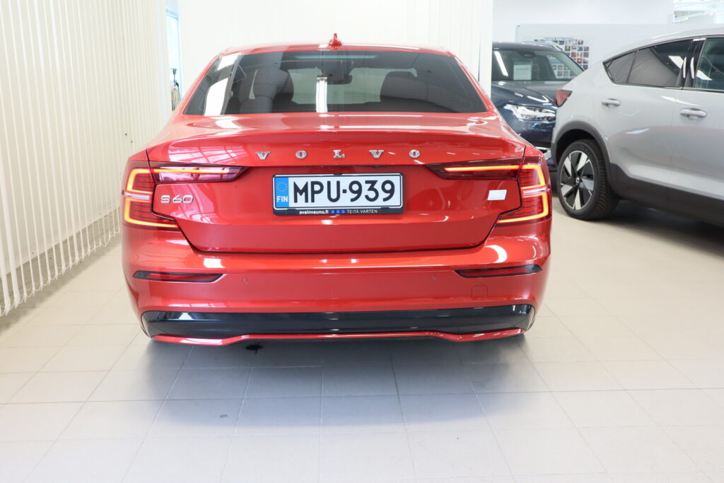 Volvo S60, image 6