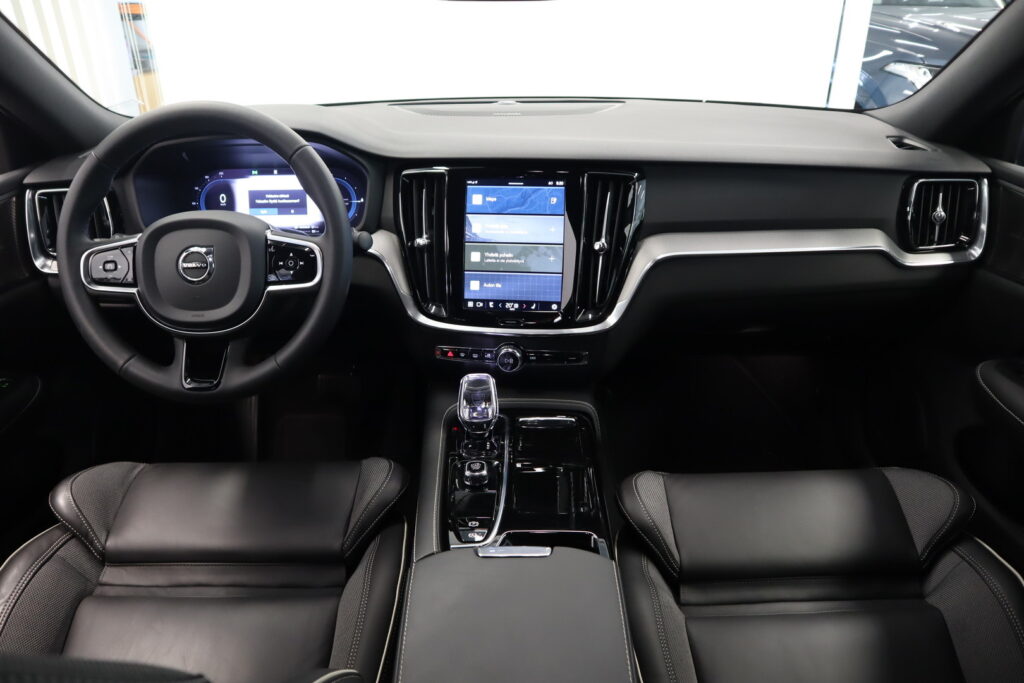 Volvo S60, image 8