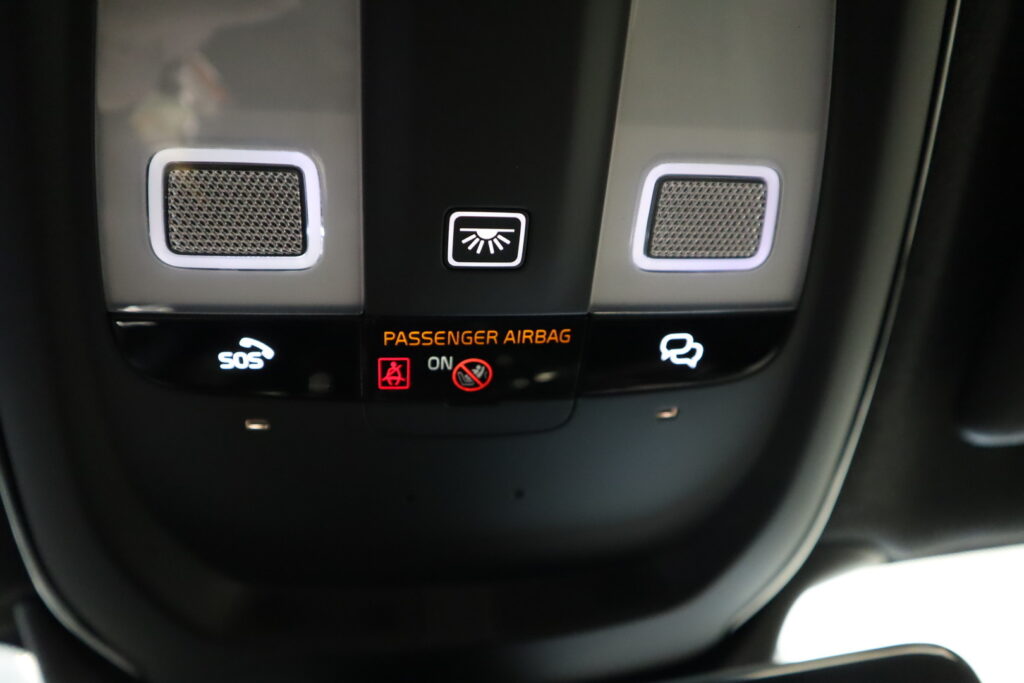Volvo XC40, image 15