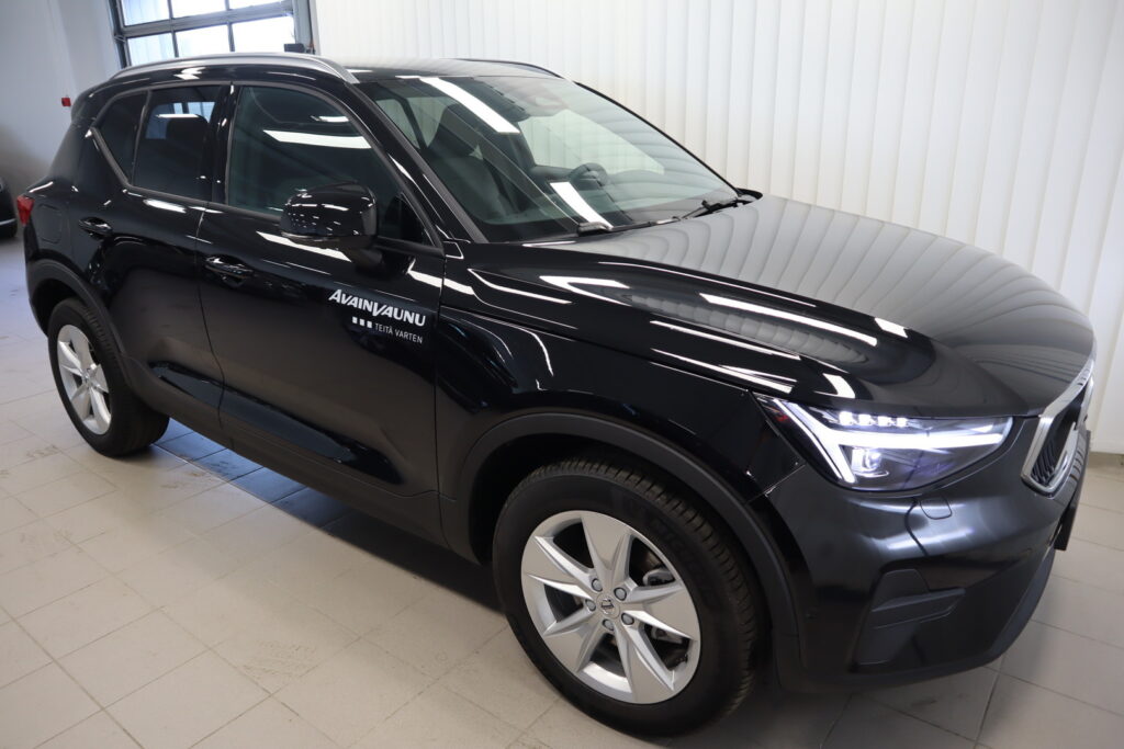 Volvo XC40, image 2