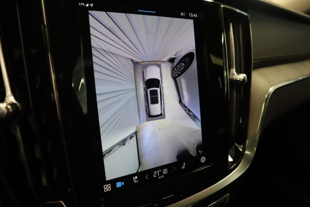 Volvo V60, image 12