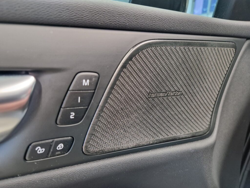Volvo V60, image 13