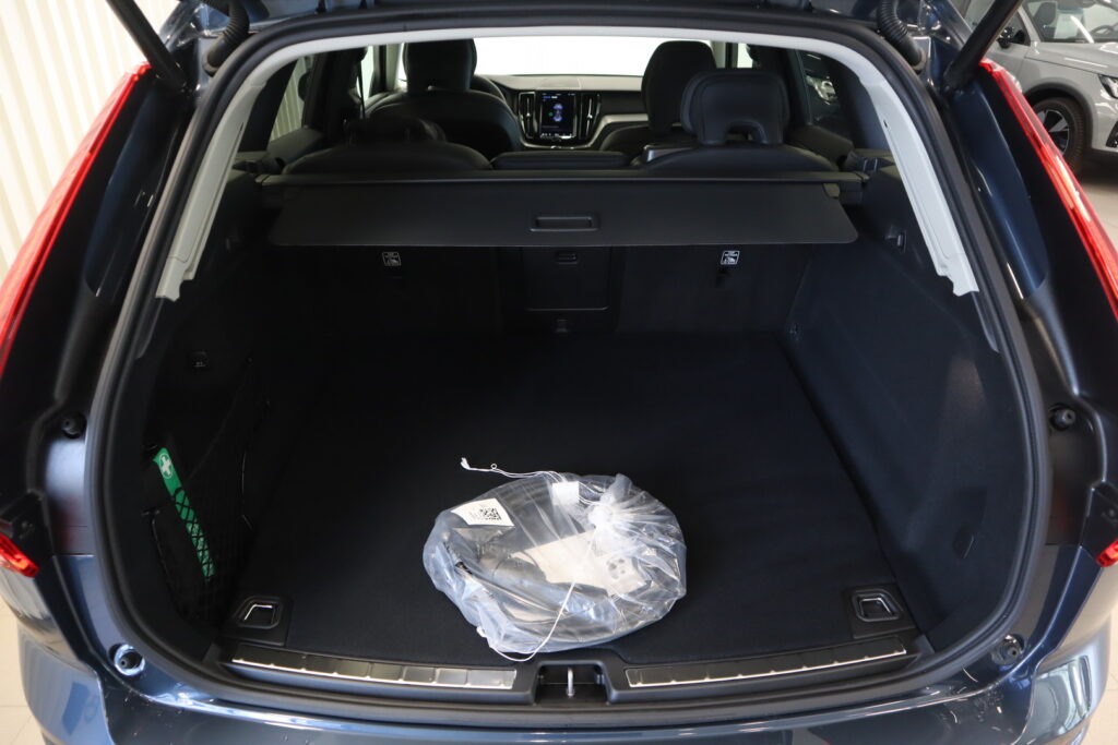 Volvo XC60, image 17