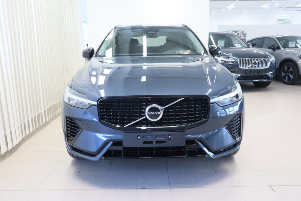 Volvo XC60, image 2