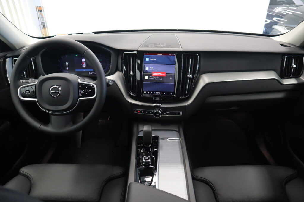 Volvo XC60, image 7