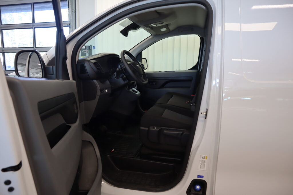 Opel Vivaro, image 9
