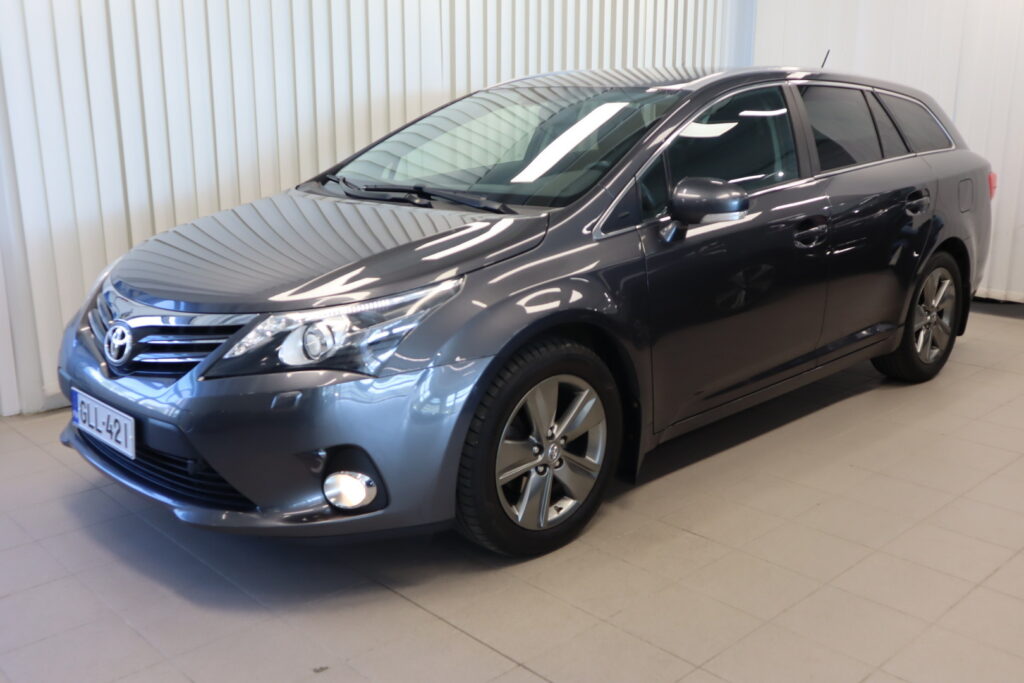 Toyota Avensis, image 1
