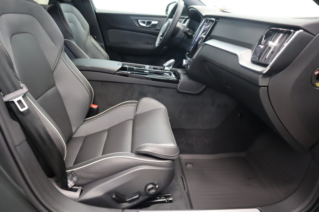 Volvo V60, image 9