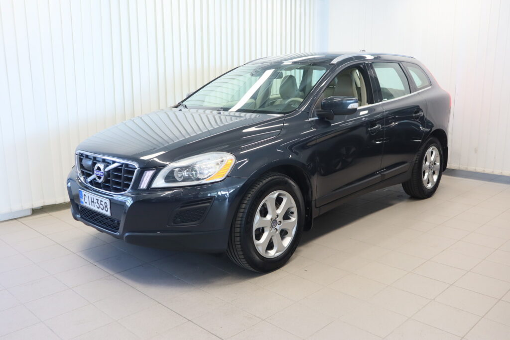 Volvo XC60, image 1