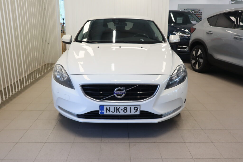 Volvo V40, image 2