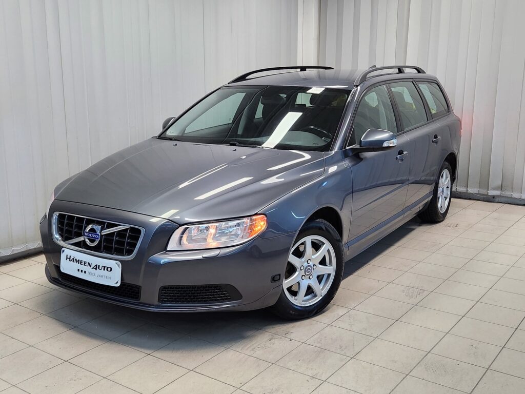 Volvo V70, image 2