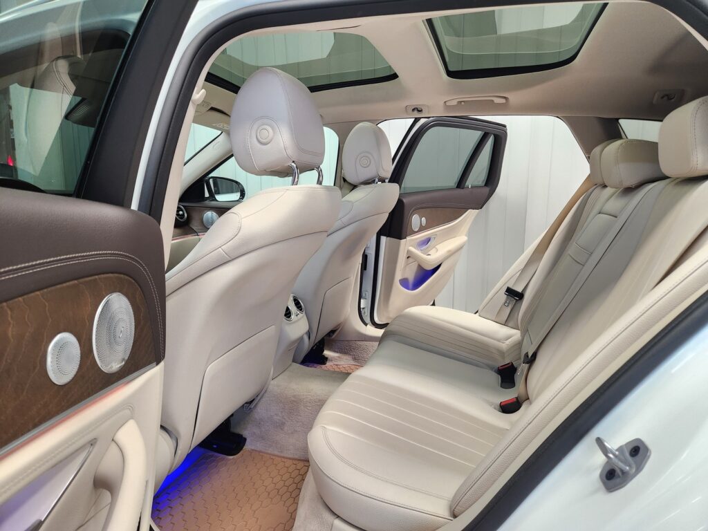 Mercedes-Benz E, image 7
