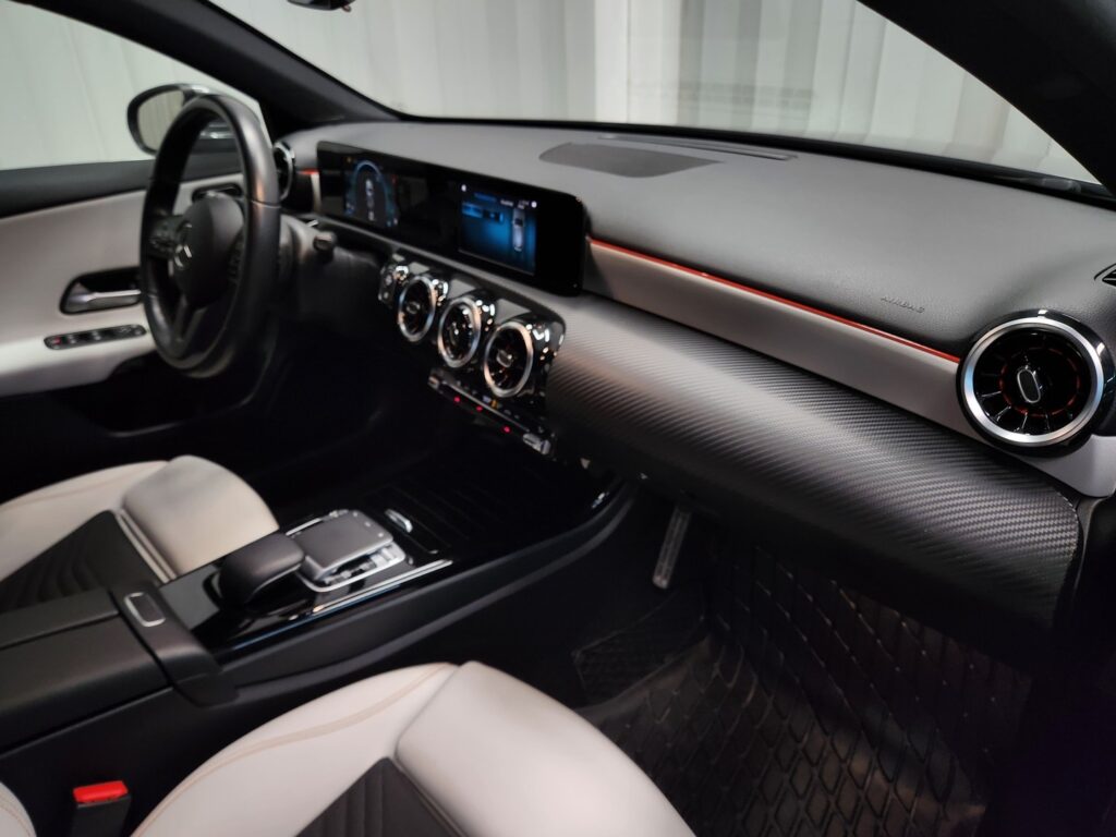 Mercedes-Benz A, image 10