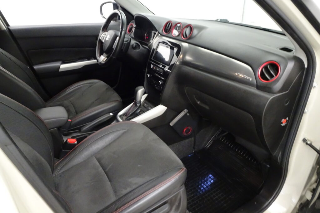 Suzuki Vitara, image 13