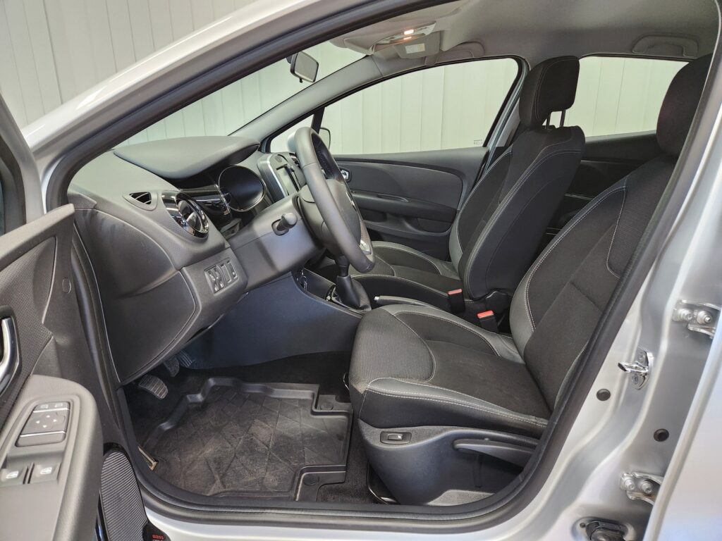 Renault Clio, image 6