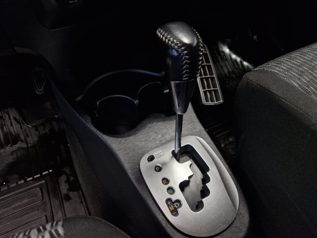 Toyota Yaris, image 15