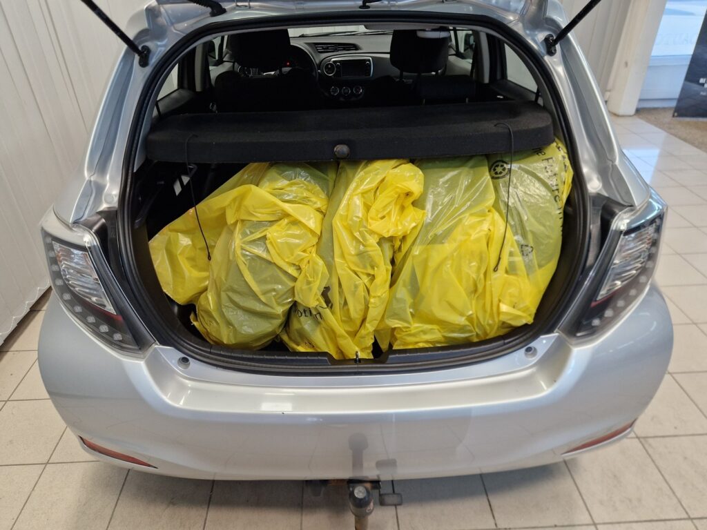 Toyota Yaris, image 17