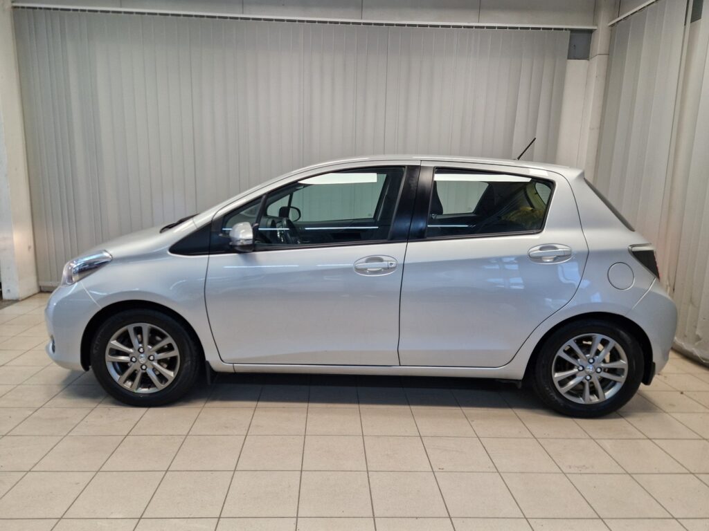 Toyota Yaris, image 5