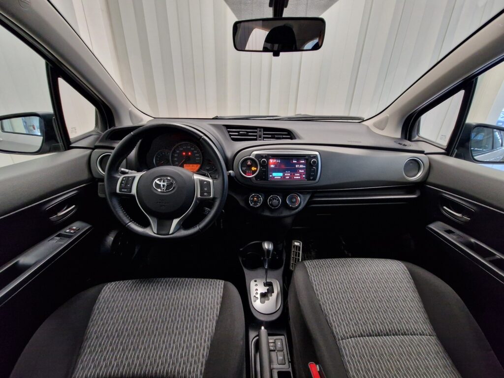 Toyota Yaris, image 7
