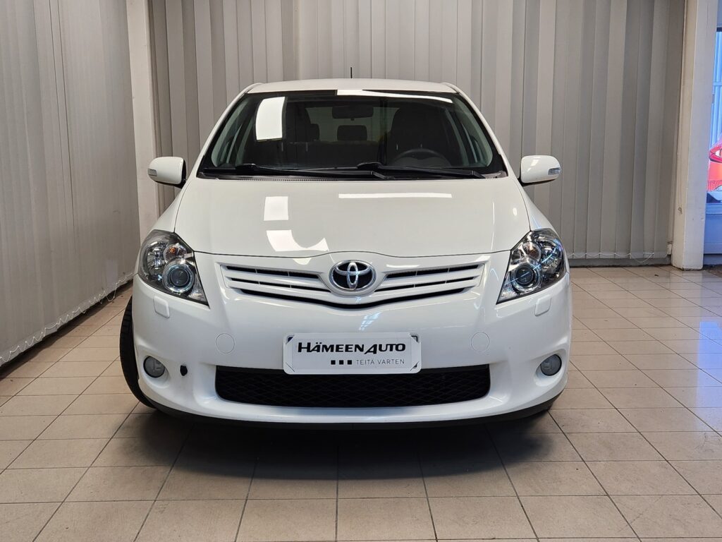 Toyota Auris, image 3