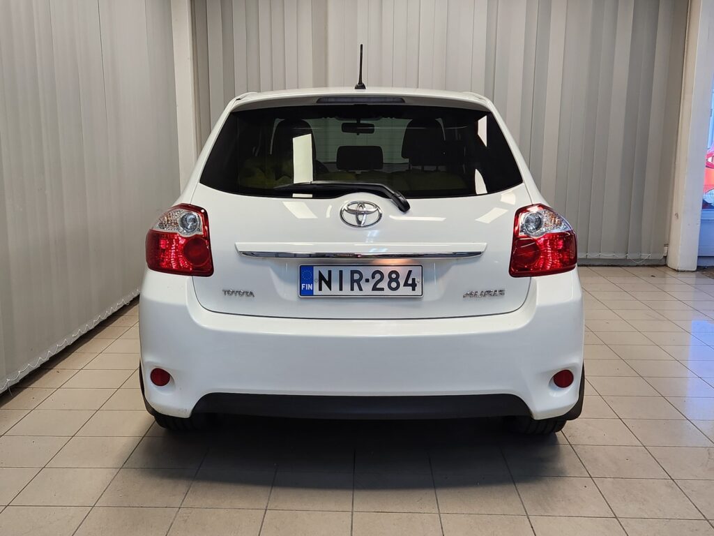 Toyota Auris, image 4