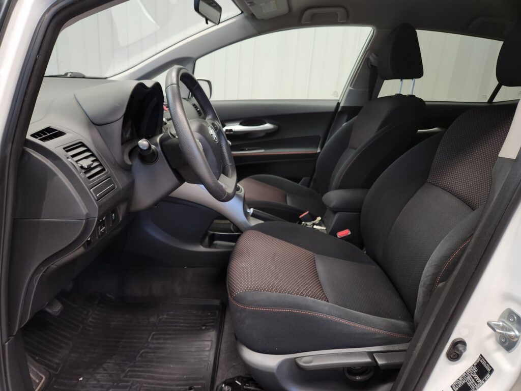 Toyota Auris, image 6