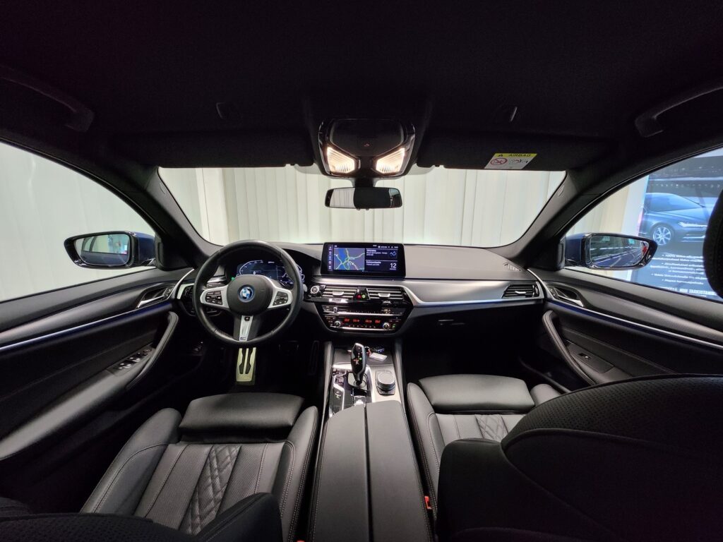 BMW 530, image 11